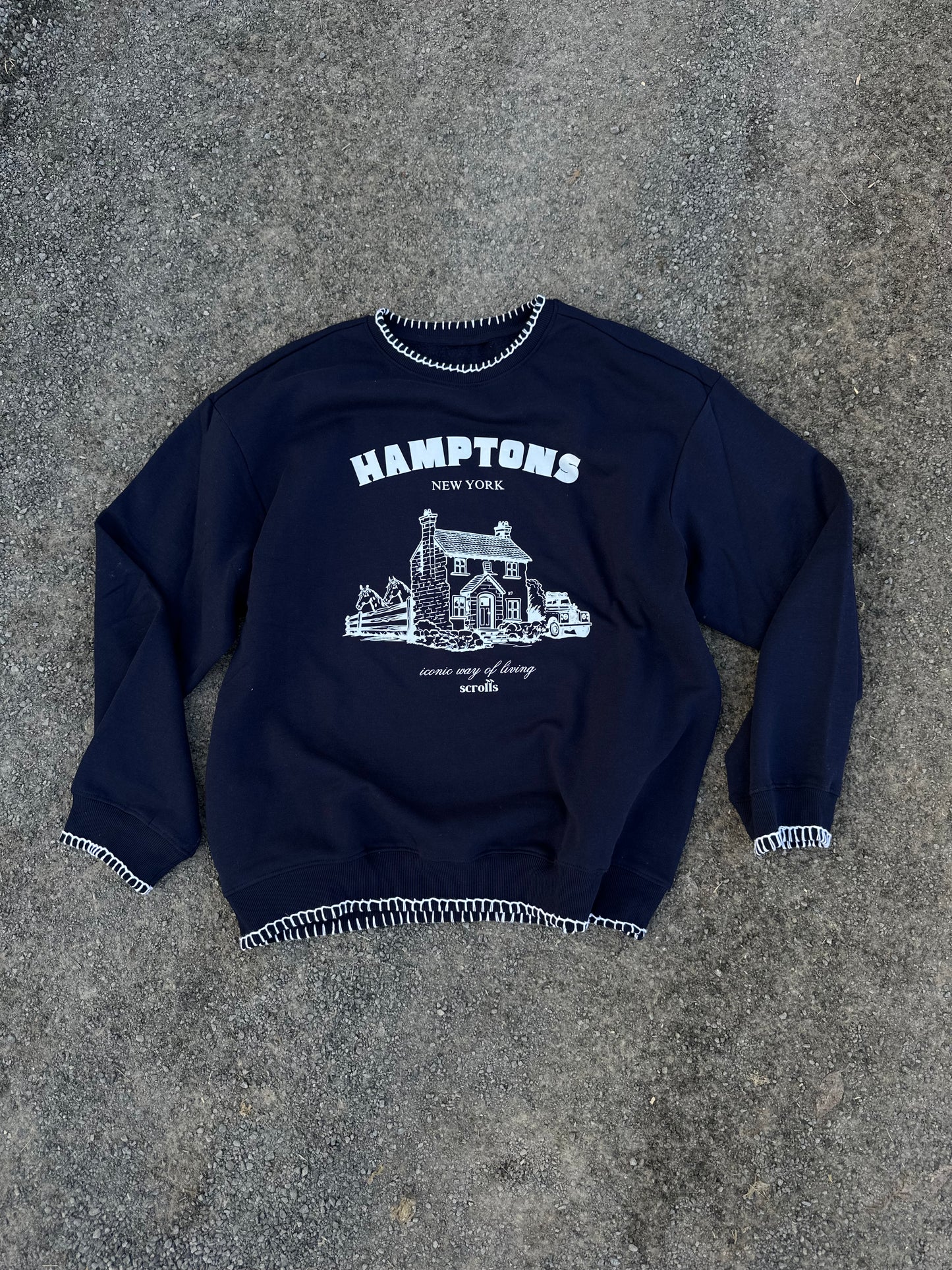 Hamptons Crewneck