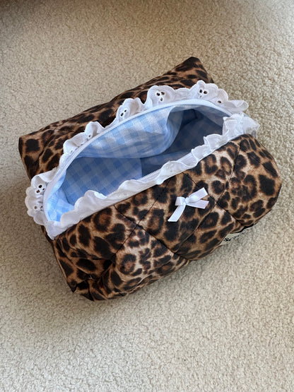 Leopard Broderie